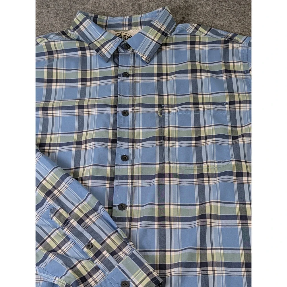 Pacific Outfitters Mens XL Active Stretch Blue Plaid Hiking Shirt Long Sleeve